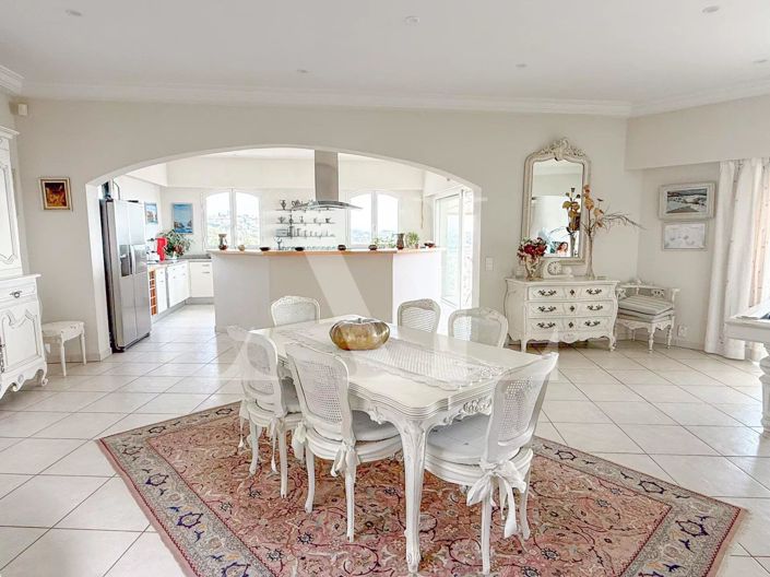 Image No.5-3 Bed House for sale