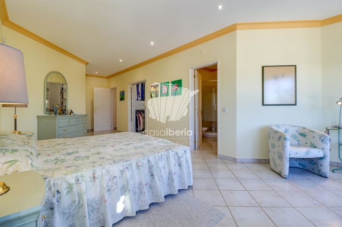 Image No.22-3 Bed House for sale