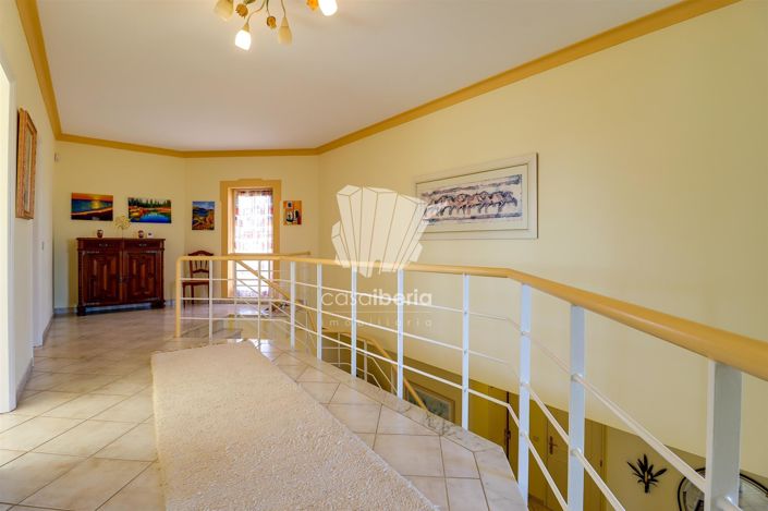 Image No.25-3 Bed House for sale