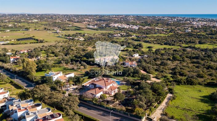 Image No.52-3 Bed House for sale