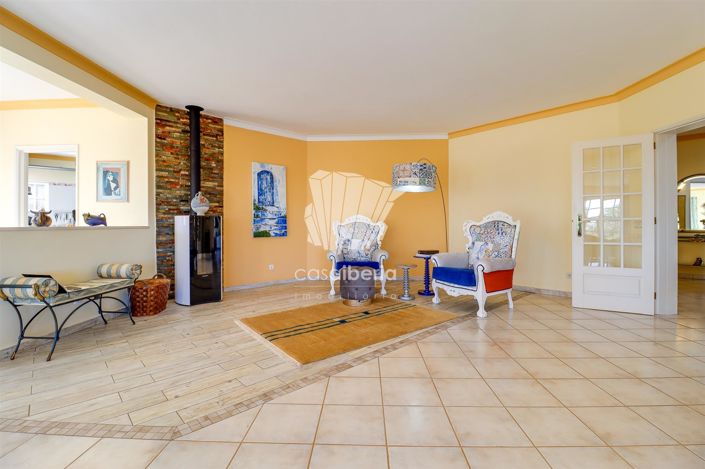 Image No.8-3 Bed House for sale