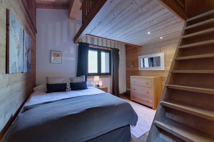 Image No.25-4 Bed House for sale