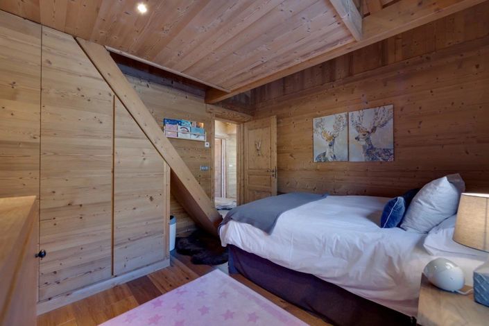 Image No.26-4 Bed House for sale