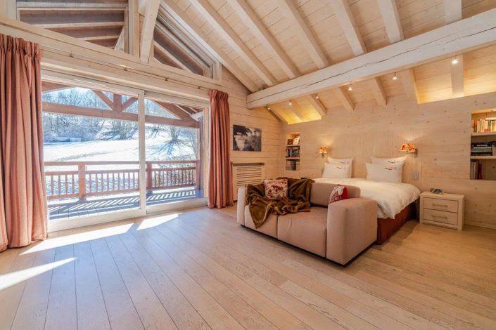 Image No.3-4 Bed House for sale