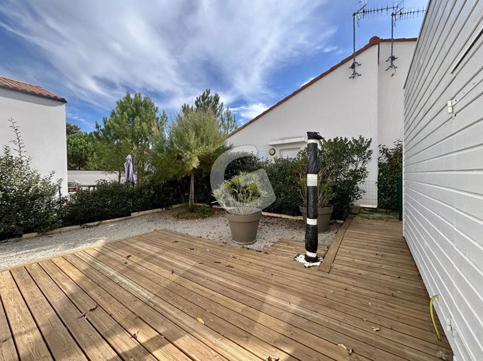 Image No.9-2 Bed House for sale