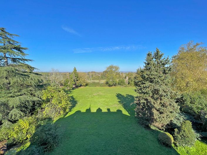 Image No.3-Propriété de 9 chambres à vendre à Bordeaux