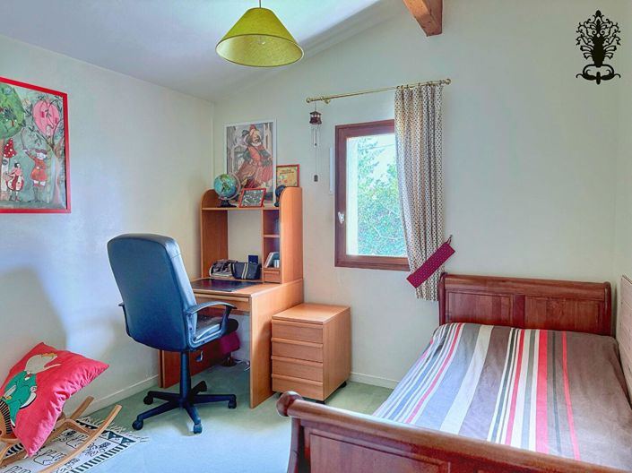 Image No.10-4 Bed House for sale