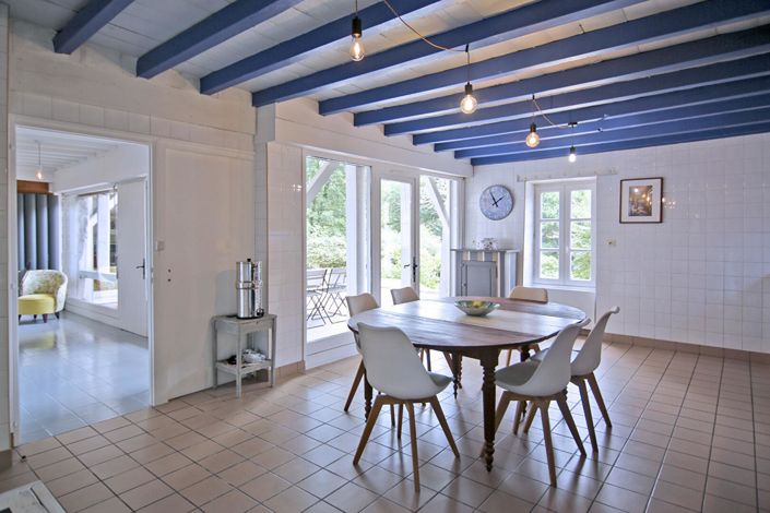 Image No.6-11 Bed House for sale