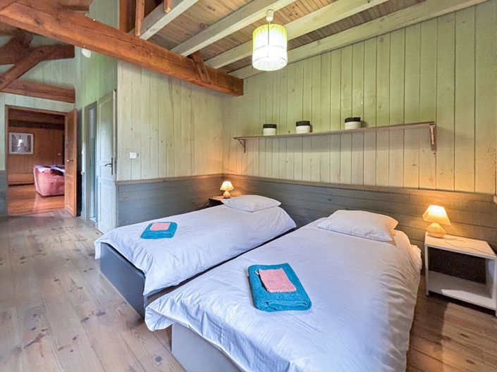 Image No.9-11 Bed House for sale