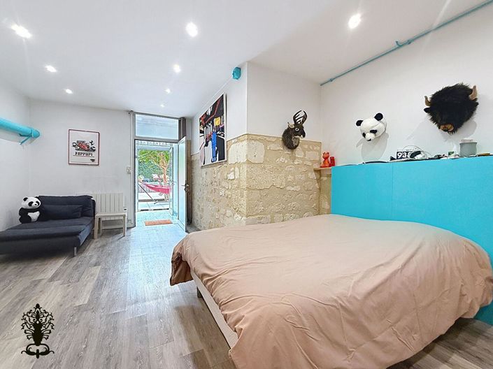 Image No.9-5 Bed House for sale