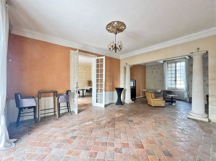 Image No.5-Propriété de 10 chambres à vendre à Bordeaux