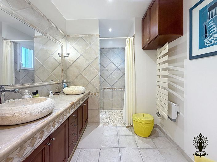 Image No.5-Maison de 2 chambres à vendre à Libourne