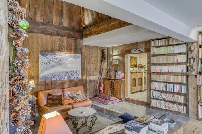 Image No.4-6 Bed House for sale