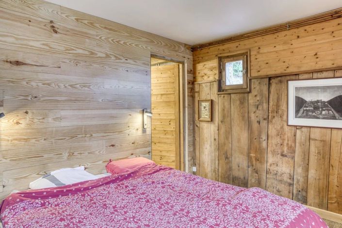 Image No.7-6 Bed House for sale