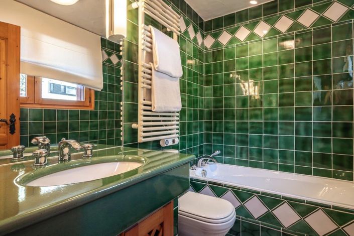 Image No.11-6 Bed House for sale