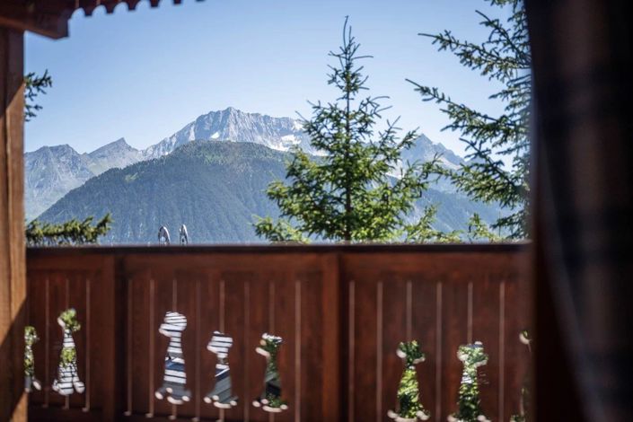 Image No.17-6 Bed House for sale