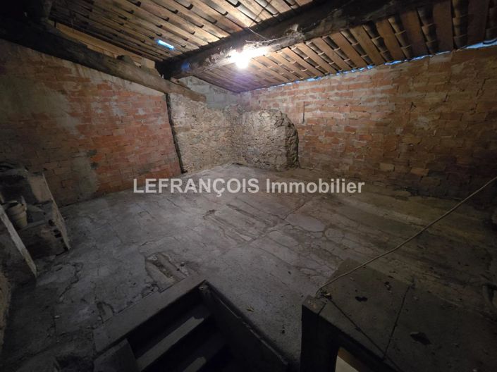 Image No.15-House for sale