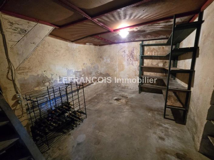 Image No.16-House for sale