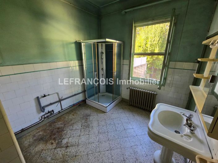 Image No.8-House for sale