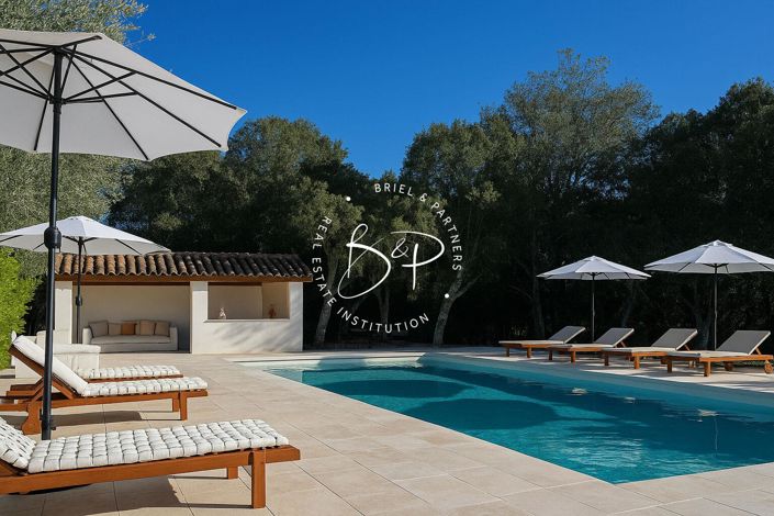 Image No.3-6 Bed House for sale