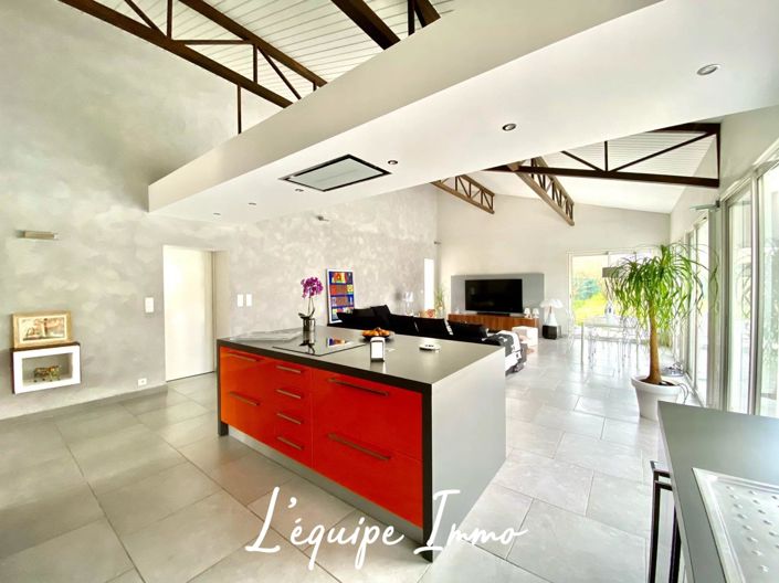 Image No.3-3 Bed House for sale