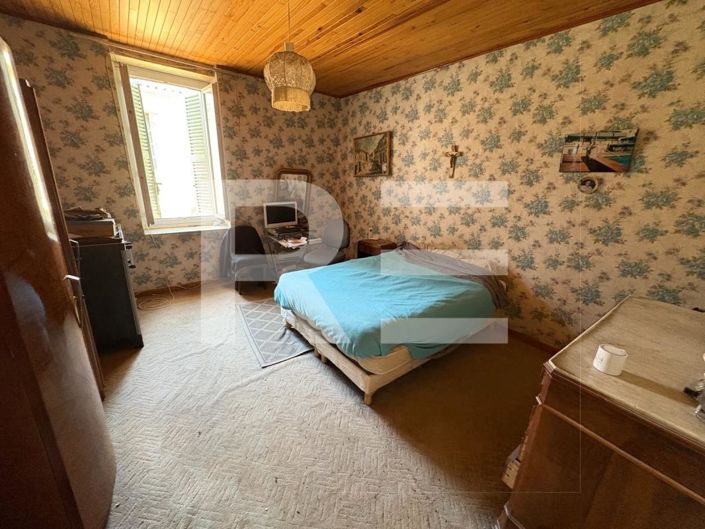 Image No.12-Maison de 6 chambres à vendre à Beauvoisin