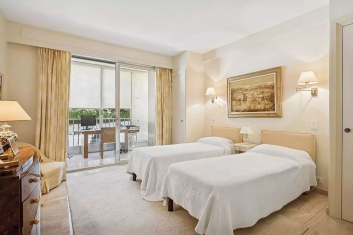 Image No.6-Appartement de 2 chambres à vendre à Cannes