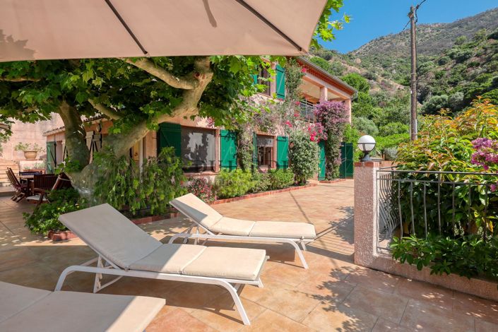 Image No.5-6 Bed House for sale