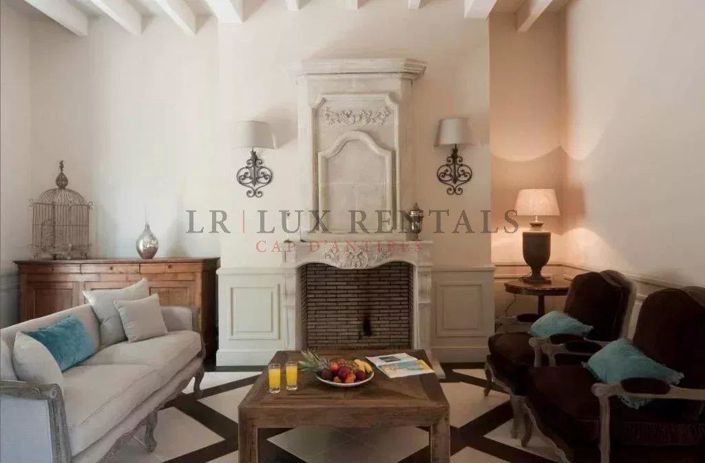 Image No.10-6 Bed House for sale