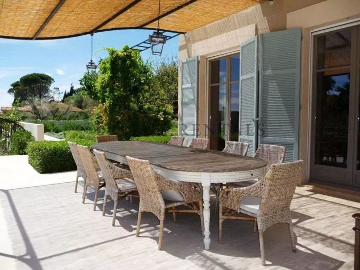 Image No.16-6 Bed House for sale