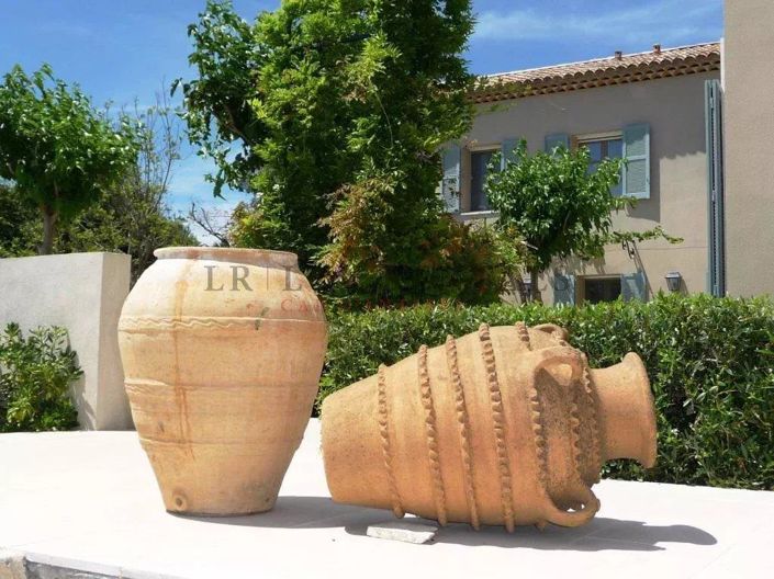 Image No.7-6 Bed House for sale