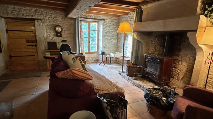 Image No.8-4 Bed House for sale