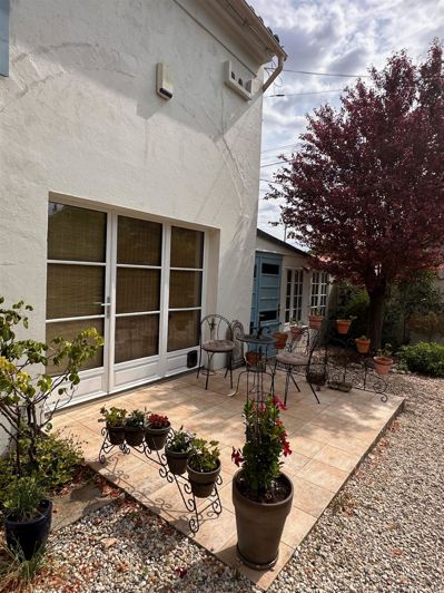 Image No.10-5 Bed House for sale