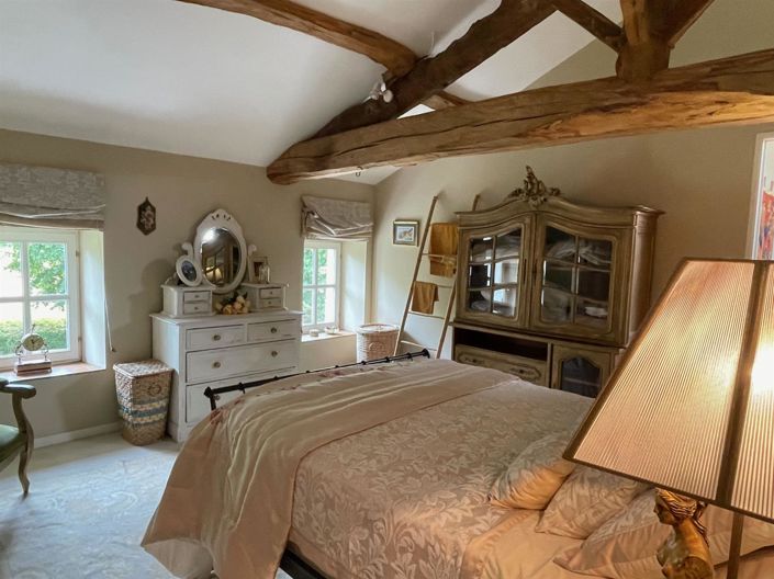 Image No.21-5 Bed House for sale