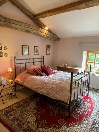 Image No.24-5 Bed House for sale