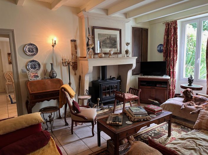 Image No.3-5 Bed House for sale