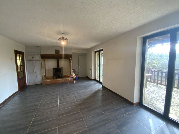 Image No.8-3 Bed House for sale