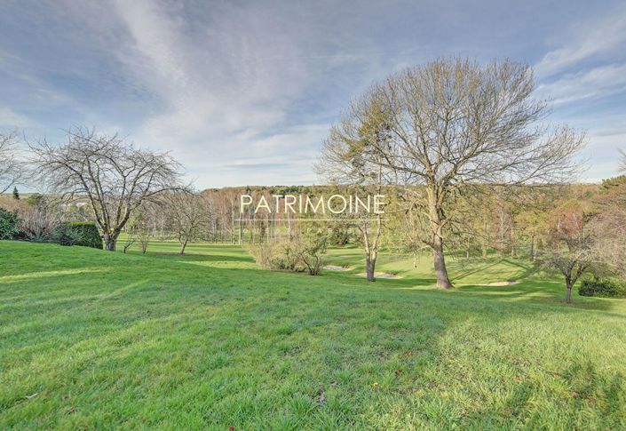 Image No.3-7 Bed Property for sale