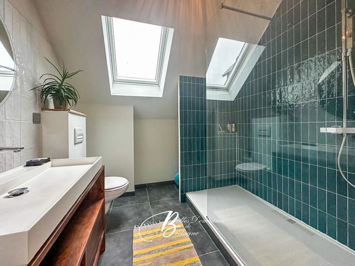 Image No.17-5 Bed House for sale