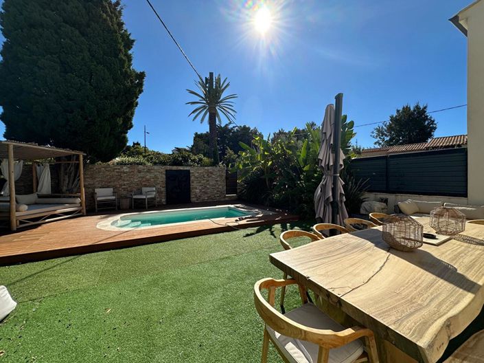 Image No.5-4 Bed House for sale