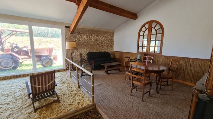 Image No.8-7 Bed House for sale