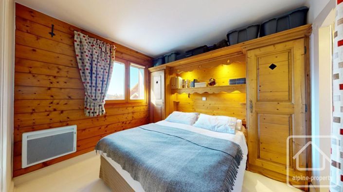 Image No.10-2 Bed Apartment for sale