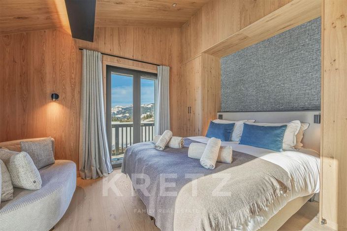 Image No.12-6 Bed House for sale