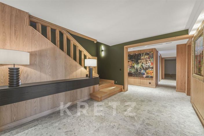 Image No.17-6 Bed House for sale