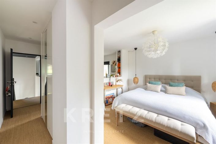 Image No.10-5 Bed House for sale