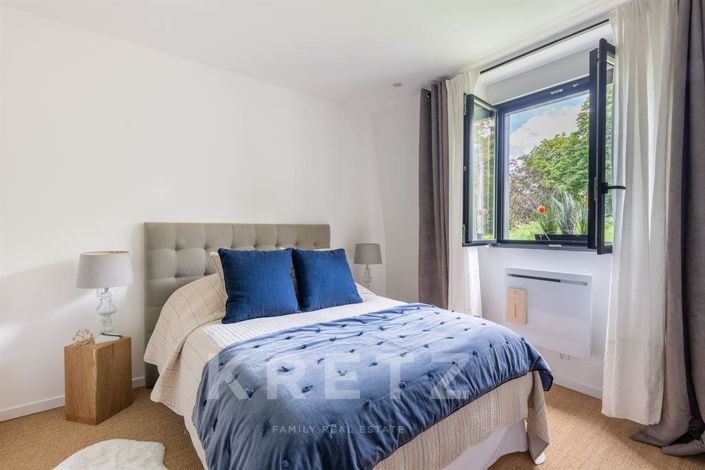 Image No.13-5 Bed House for sale