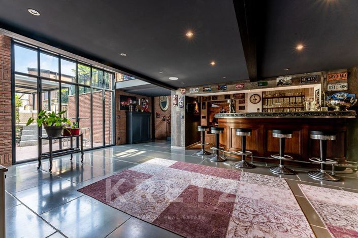 Image No.11-4 Bed House for sale