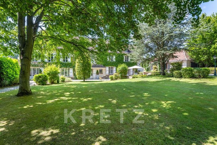 Image No.11-8 Bed House for sale