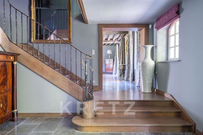 Image No.25-8 Bed House for sale