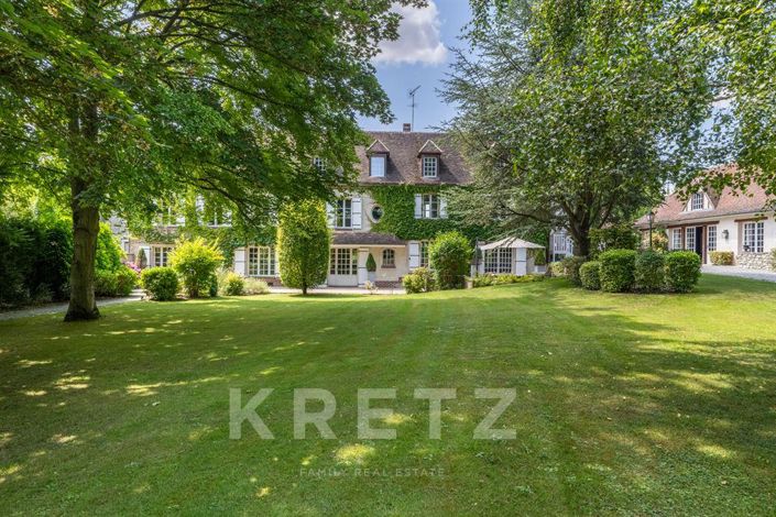 Image No.4-8 Bed House for sale